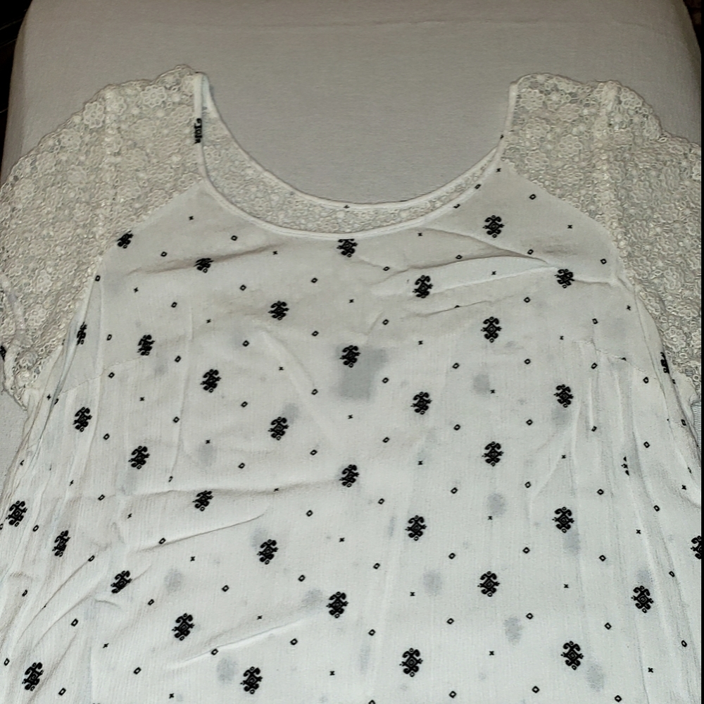 Torrid size 1 slit back